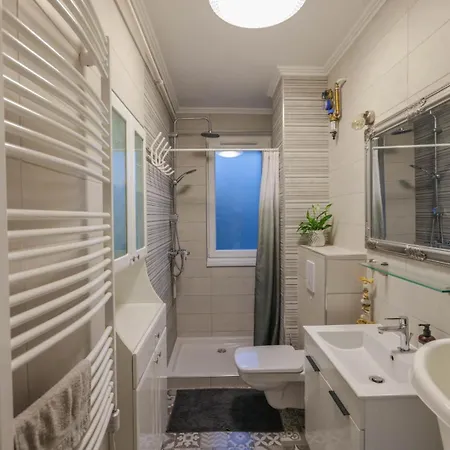 Apartment Koezel A Strandhoz *